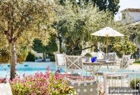 Festive Cocktail Workshop and Holiday Feast at Marbella Club Hotel