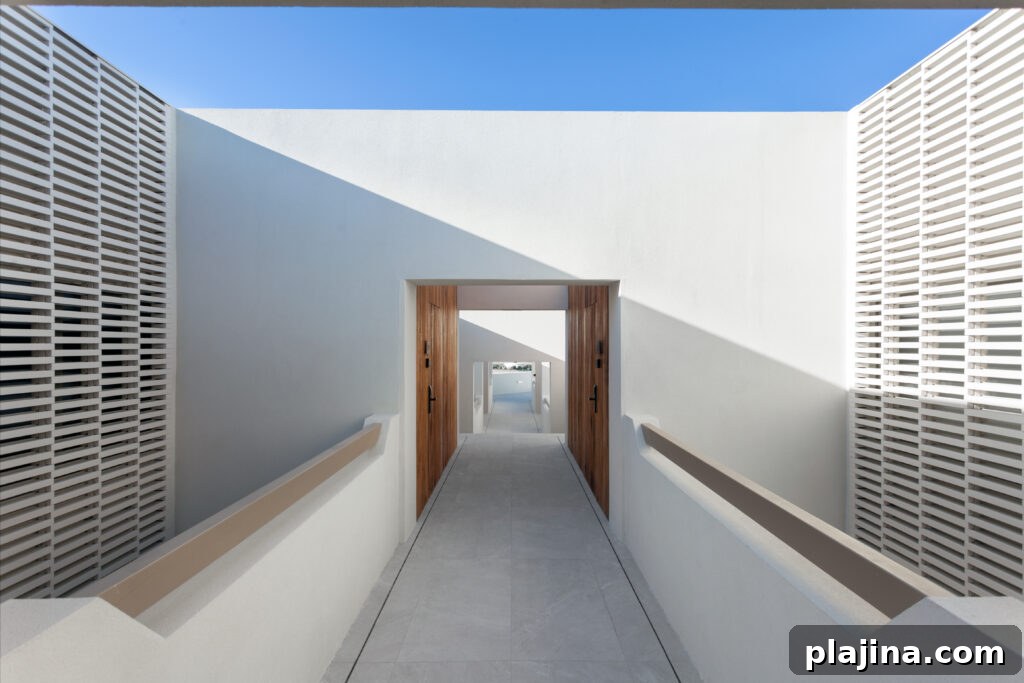 Nous Santorini