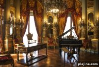 Explore Newport Rhode Island: Gilded Age Mansions, Tours & Sights