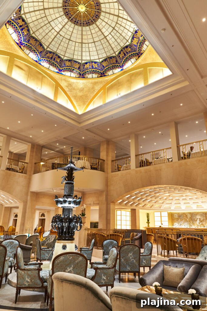 lobby bar