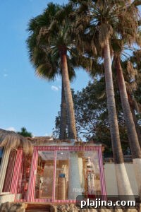 FENDI cabanas and lounges