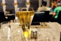 United Airlines Business-Class Beverage Service: Tempting Cocktail Menu