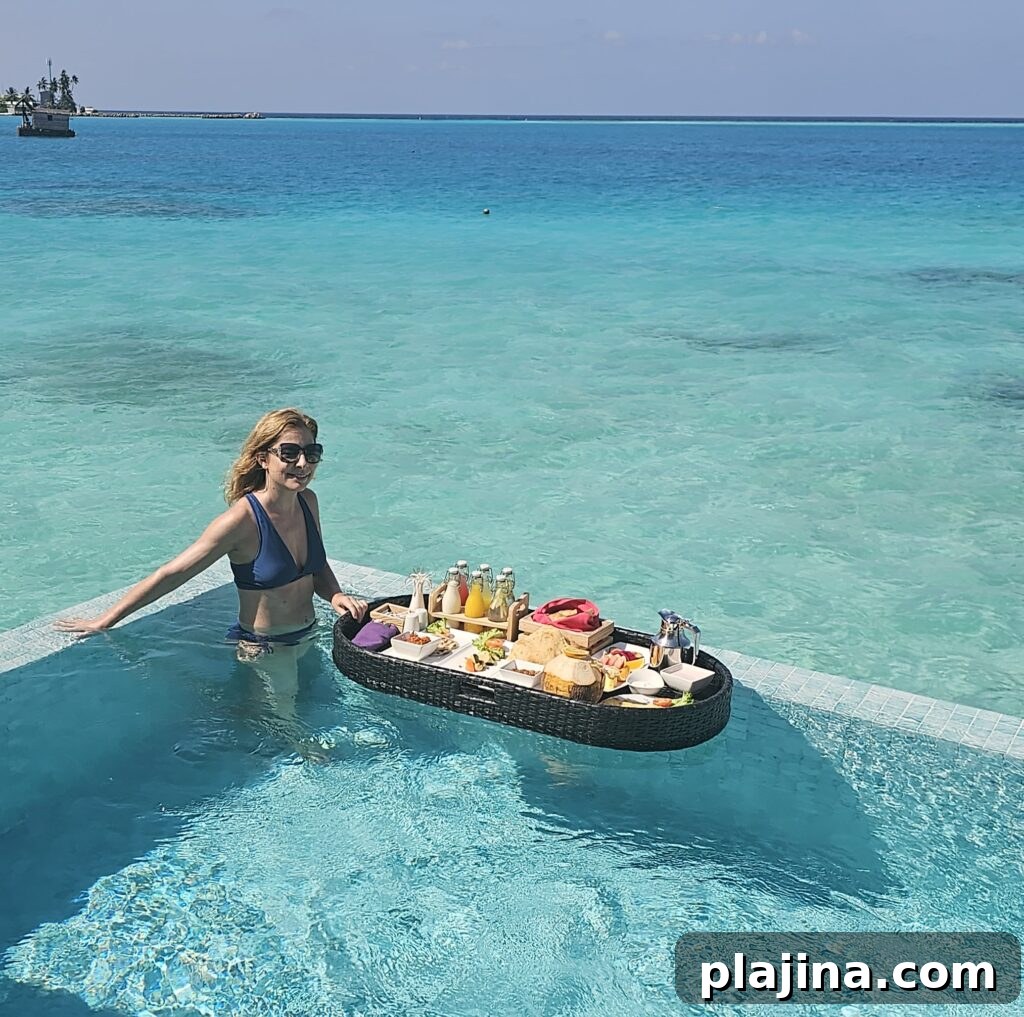 floating breakfast