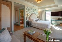 7 Charming Charleston Hotels and Restaurants to Visit