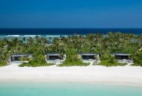 Ritz-Carlton Maldives Fari Islands Launches Blue Rate Offer
