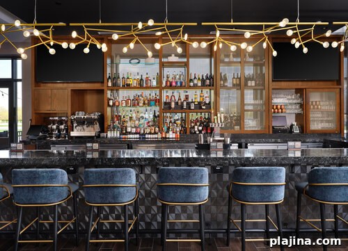 bar