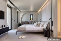 Mandarin Oriental Adds New Luxury Villa to Santorini Portfolio