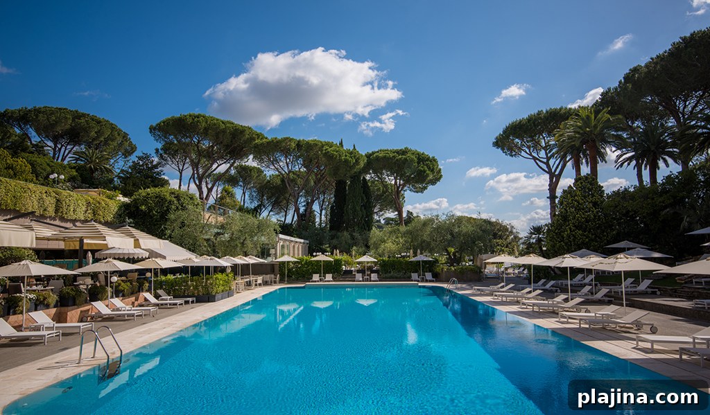 Rome Cavalieri Hotel Grounds