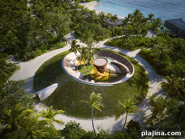 The Ritz-Carlton Maldives, Fari Islands