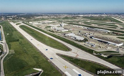 Chicago O’Hare runway