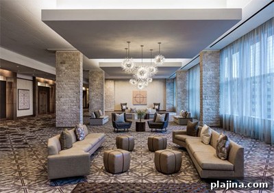 JW Marriott Austin’s foyer meeting space