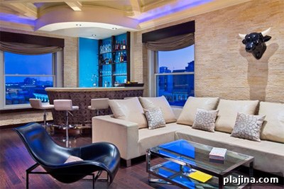 © ANDAZ
