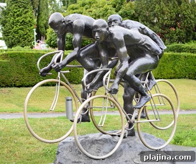The Olympic Museum's cycling sculpture