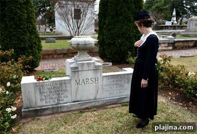 Atlanta Movie Tours takes guests on the Margaret Mitchell Gone with the Wind Tour