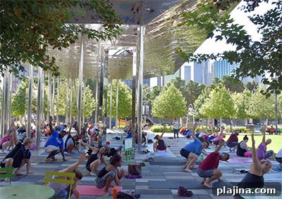 Yoga at Klyde Warren Park