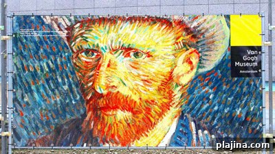 Self-portrait sign at the entrance to the Van Gogh Museum