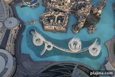 Dubai Fountain as seen from Burj Khalifa 