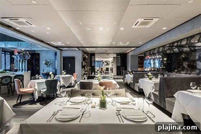 Crustacean © BEVERLY HILLS CVB
