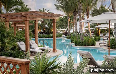 © ROSEWOOD HOTELS & RESORTS