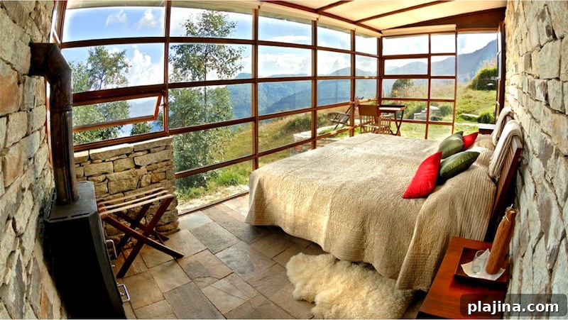 360° Leti Cottage Interior © Shakti Himalayas