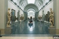 Madrid Color Guide: Discover the City’s Most Vibrant Neighborhoods