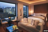 The Peninsula Tokyo Hotel Guide: Luxury, Location & Amenities