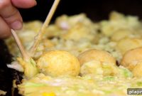 Takoyaki Guide: Where to Eat, Make, and Enjoy in Osaka