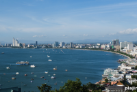 Stylish Living at Centara Grand Phratamnak Resort Pattaya: Luxury Stays