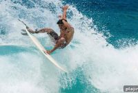 Surfing in Peru: Top Spots, Seasons, and Local Tips
