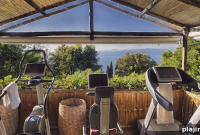 Capri Getaway: Island Tours, Beaches & Day Trips