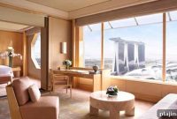 Ritz-Carlton Millenia Singapore: Luxury Hotel with Marina Views
