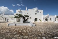 Stay at Masseria Le Carrube Due: Spring Escape in Puglia