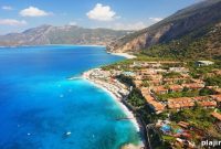 Spring Walking Tours in Turkey: Guided Routes & Local Highlights