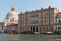 Sina Centurion Palace Hotel: Luxury Stay in Florence with Canal Views