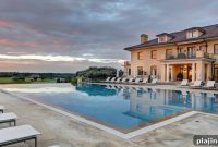 Virginia Spa & Golf Retreat: Top Resorts and Weekend Packages