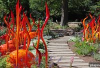 Dale Chihuly: First Major Garden Exhibition in New York City