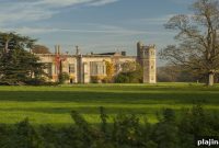 Rabbie’s UK Tours: Small-Group Scotland, England & Ireland Trips