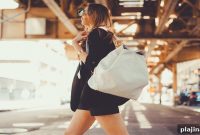 Holly & Tanager Professional Camera Bag — Slim Carry Case