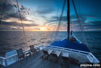 Island-Hopping Yacht Charter to Indonesia’s Top Islands
