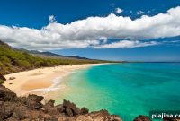 Top 7 Must-Visit Beaches in Hawaiʻi for Sun, Sand & Snorkeling