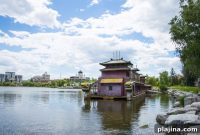 Experience Beijing’s Imperial Retreat District: Where to Stay and Explore