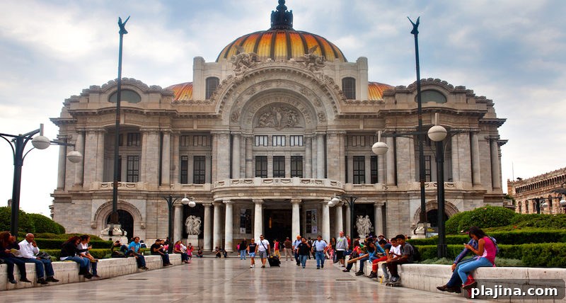 Palacio de Bellas Artes exterior