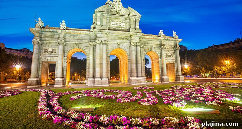Puerta de Alcalá