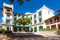 Las Catalinas Costa Rica: Ultimate Guide to Beaches, Activities & Where to Stay