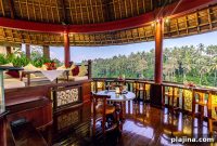 5 Tropical Getaways to Visit This Fall