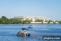 Impress Clients While Navigating Washington D.C.’s Vibrant Quadrants