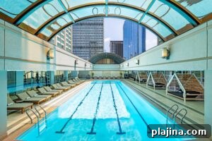 Sheraton Boston exterior or pool deck