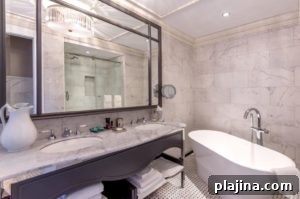 Adelphi Hotel