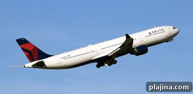 FAVORITE INTERNATIONAL AIRLINE: Delta Air Lines © VANDERWOLFIMAGES | DREAMSTIME.COM