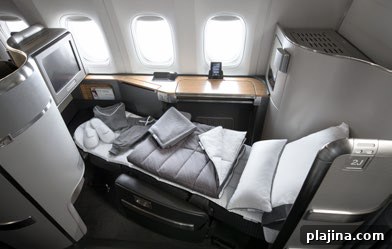Boeing 777-300 Flagship First suite with Casper bedding